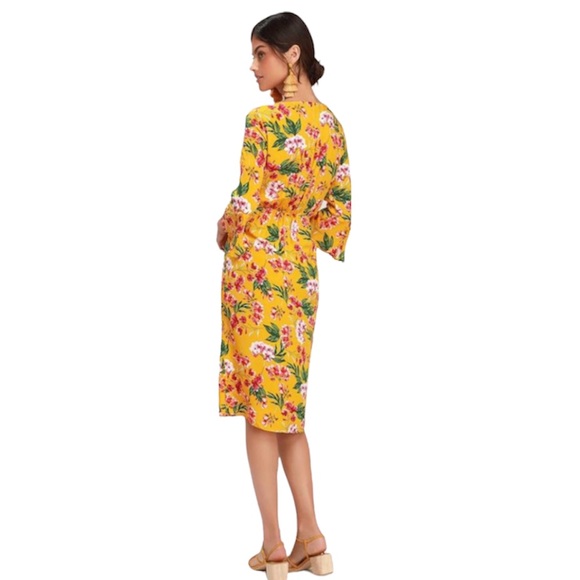 Lulus Yellow April Golden floral print front tie Dress - Picture 3 of 9